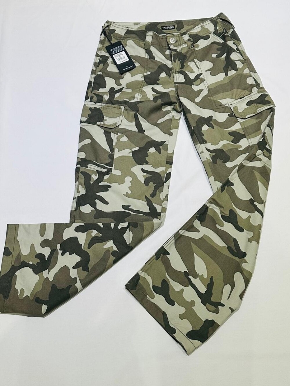 NWT True Religion Women's Camo Cargo Pants Size 26 Low Rise Straight Leg Y2K